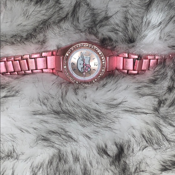 Kids hello kitty watch - Picture 2 of 3